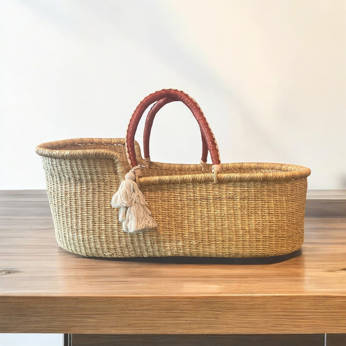 Natural- African Moses Basket - Cognac + Cream Handle