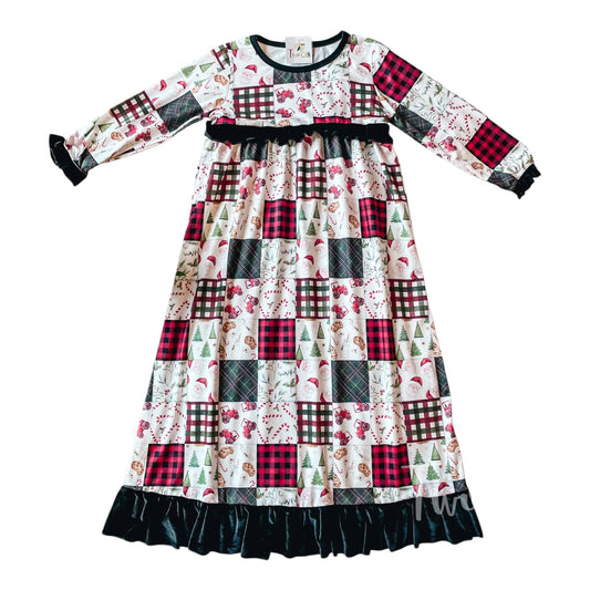 A Farmhouse Christmas Nightgown