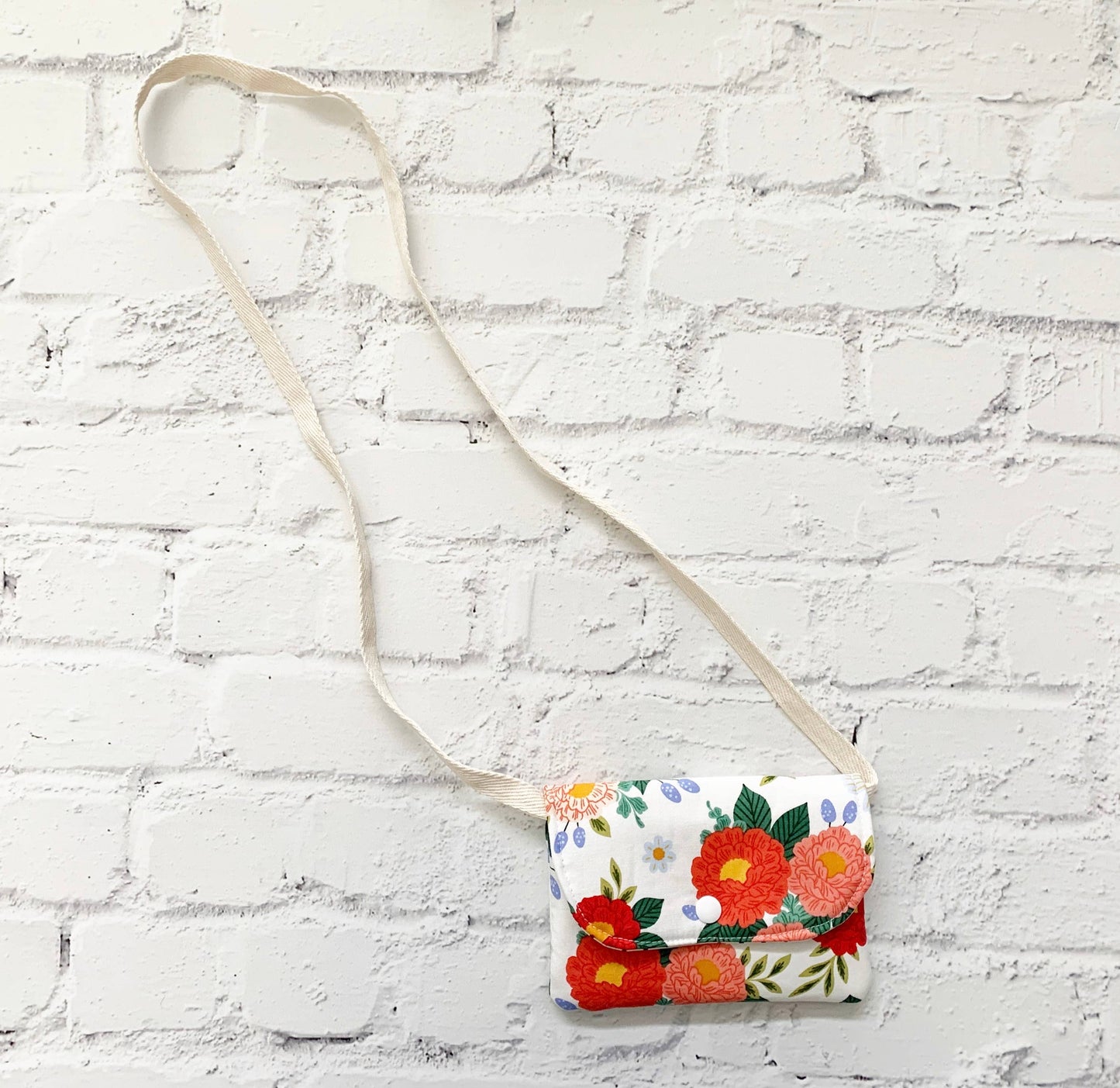 Kids White Purse with Red/Orange Flowers